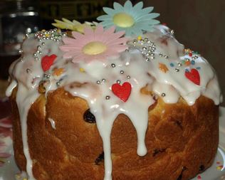 Кулич Пасхальный с изюмом