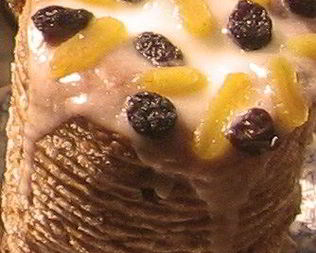Кулич с изюмом в глазури