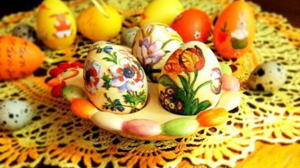 пасхальные яйца в технике декупаж