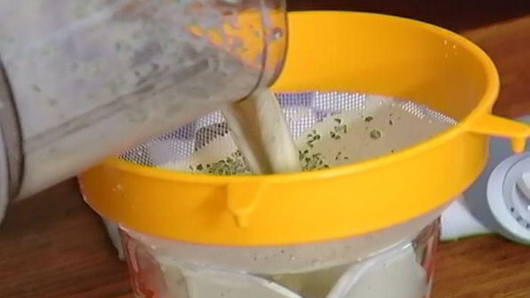 шоколадный десерт с мятой