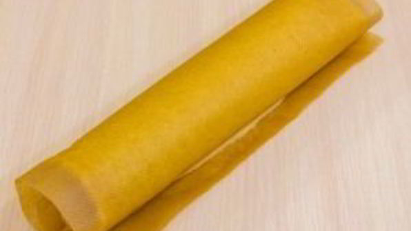 бисквитный рулет с брусничным суфле