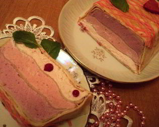 Блинный террин с ягодно-сливочным суфле