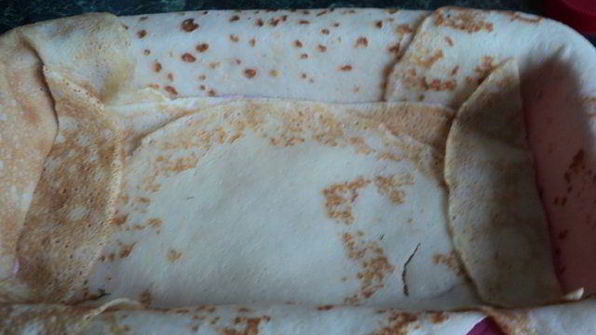 блинный террин с ягодно-сливочным суфле