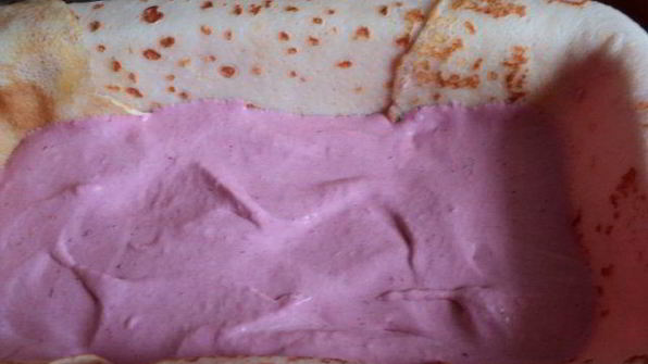 блинный террин с ягодно-сливочным суфле