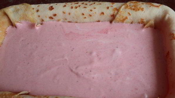 блинный террин с ягодно-сливочным суфле