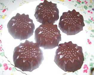 Конфеты с персиками и творожным суфле