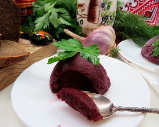 Свекольный сорбет с бородинским хлебом