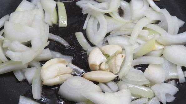 свекольный сорбет с бородинским хлебом