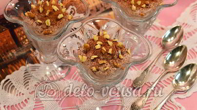 Творог с овсянкой, орехами и изюмом