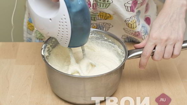 ванильные манные пудинги