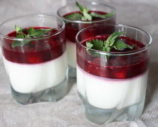 Ягодно-йогуртовый десерт