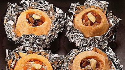 Запеченные яблоки в фольге