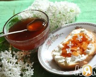 Желе из цветов сирени