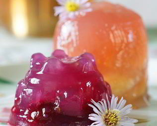 Желе с ягодами и фруктами