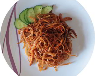 Фунчоза — стеклянная лапша с овощами по-корейски