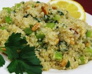 Гарнир из кинвы с сельдереем