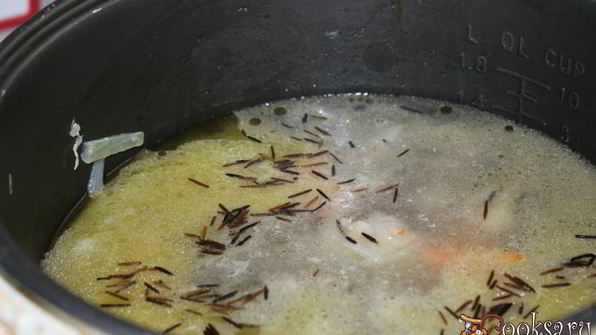 ароматный рис акватика mix с мясом и ягодами годжи в мультиварке