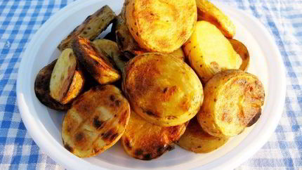 Картофель на мангале