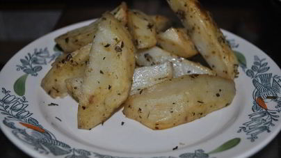 Картофель по-деревенски с итальянскими травами