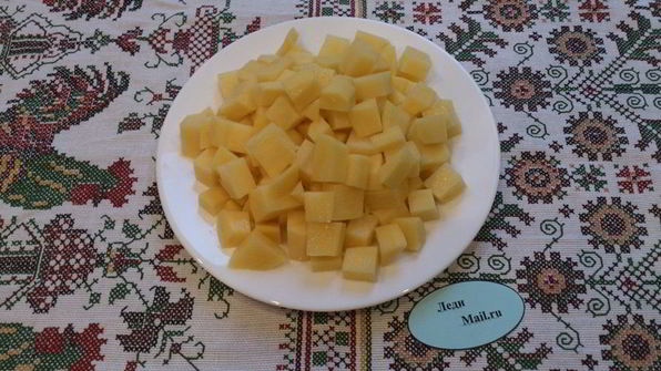 картофель с мясом в горшочках