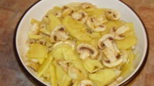 картофель с шампиньонами и сыром в духовке