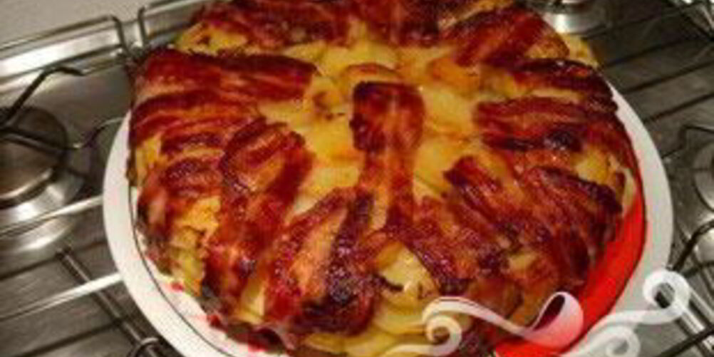 Рецепт картофель в беконе