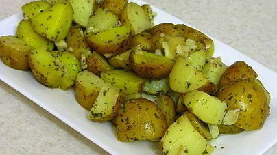 Картофель в рукаве в духовке