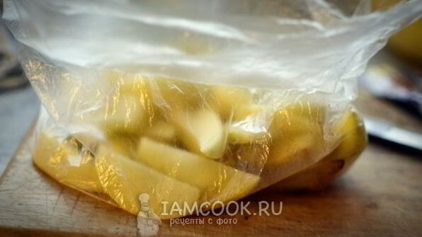 картофель во фритюре с сырным соусом