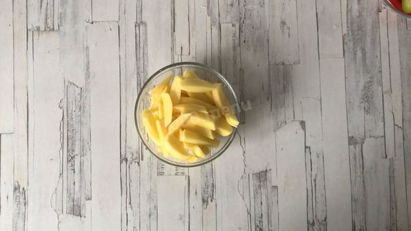 картошка с сосисками в духовке