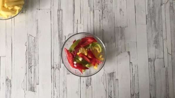 картошка с сосисками в духовке