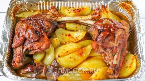 картошка с уткой в фольге в духовке