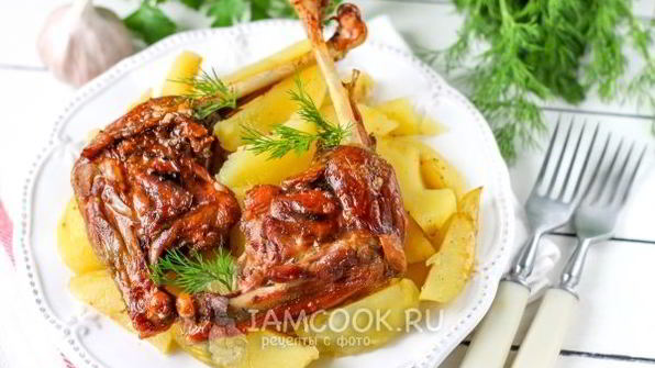 картошка с уткой в фольге в духовке