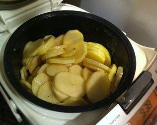 Картошка жареная в мультиварке