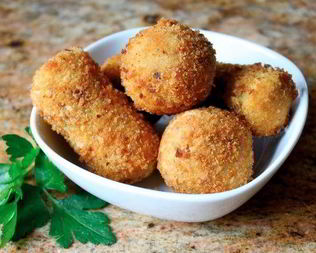 Крокеты из картофеля с грибами и сыром