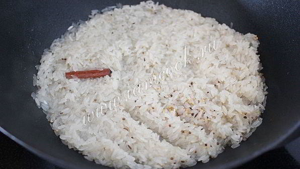 лимонный рис, жареный с чечевицей