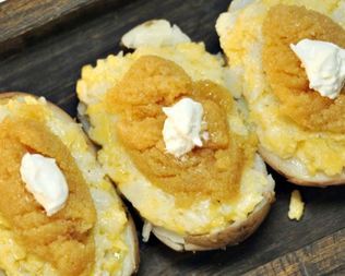 Нежный картофель с щучьей икрой