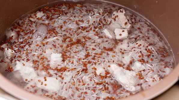 рис и киноа с индейкой в мультиварке