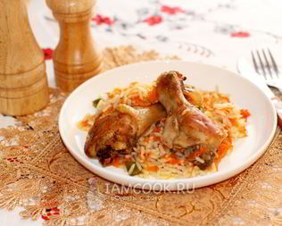 Рис с куриными ножками в духовке
