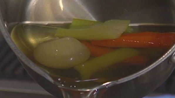 рис с острыми колбасками