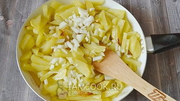 жареная картошка на сливочном масле