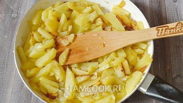 жареная картошка на сливочном масле