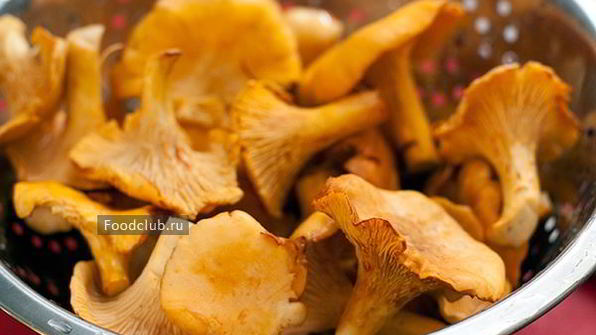 жареная картошка с лисичками