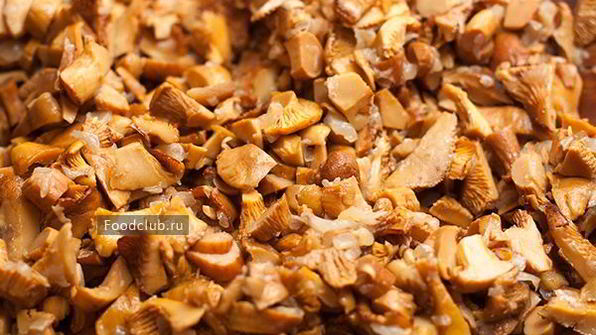 жареная картошка с лисичками