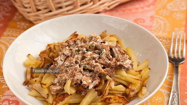 жареная картошка с лисичками