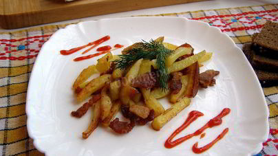 Жареная картошка с салом