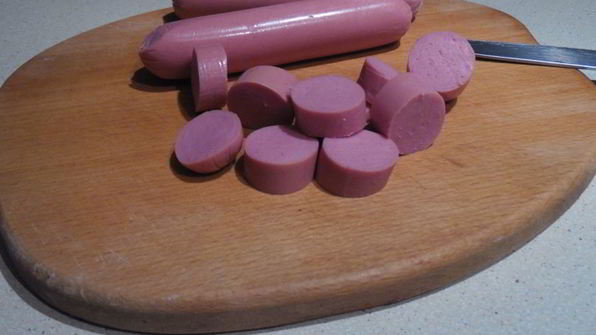 жареная картошка с сосисками