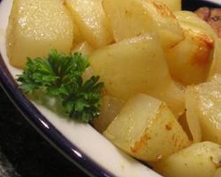 Золотистый картофель в духовке