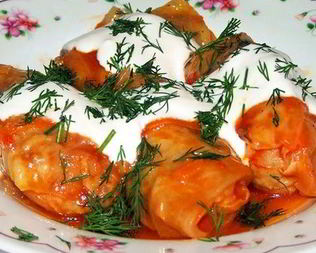 Диетические голубцы в сметане