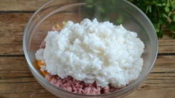 голубцы, фаршированные мясом и рисом