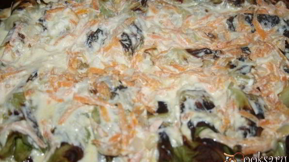 голубцы с индюшатиной, запеченные в сметанном соусе